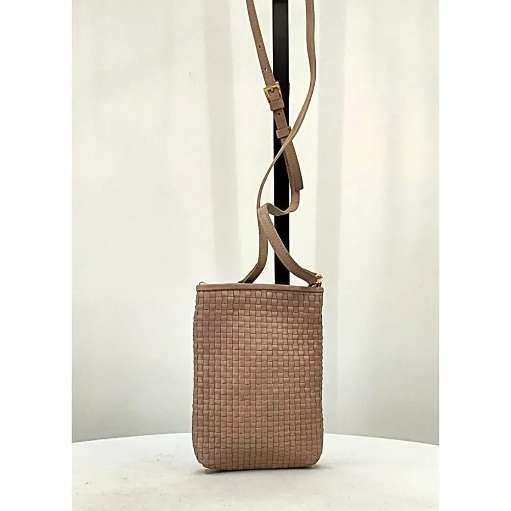 New! Quince Women's Italian Luxury Leather Handwoven Phone Crossbody Bag Taupe - Picture 3 of 3